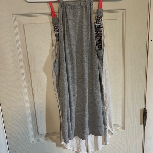 Tank top - Picture 2 of 2